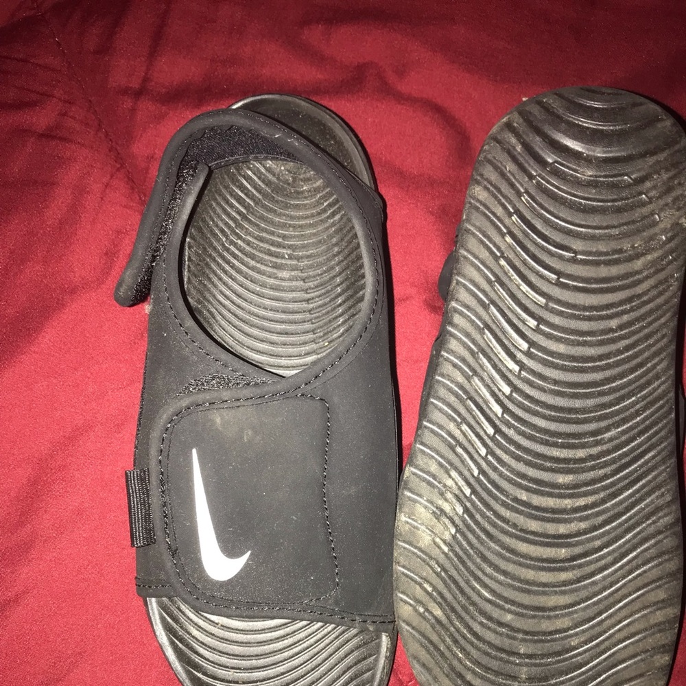 Nike Sunray sandals